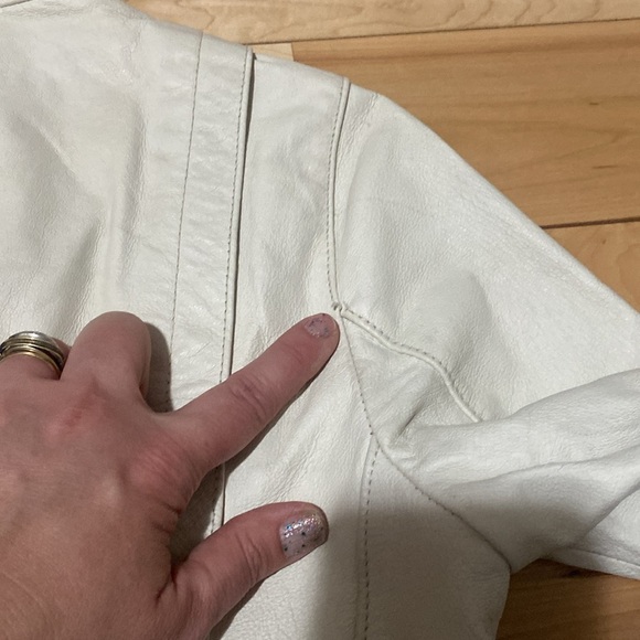 Vintage Off-White Moto Leather Jacket - Picture 9 of 17